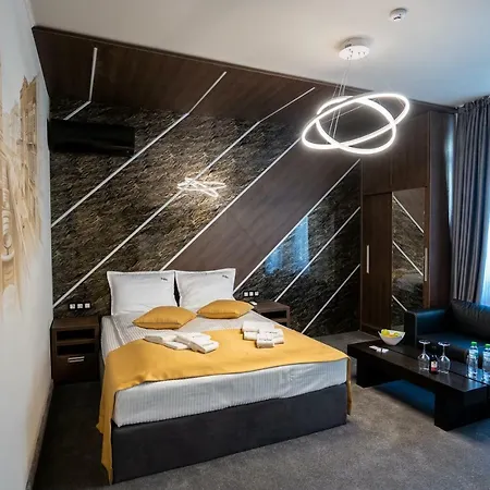 Boutique 7th Sense 2*
