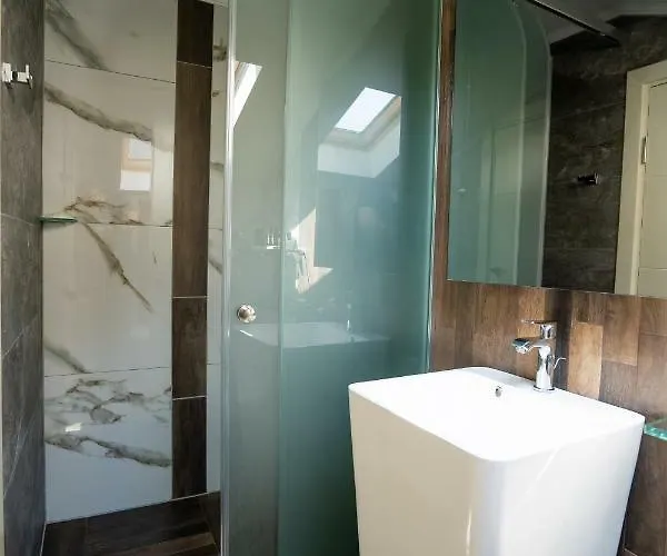 Boutique 7th Sense 4*