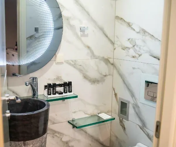 Boutique 7th Sense 4* 플로브디프