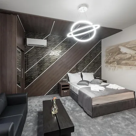Boutique 7th Sense بلوفديف