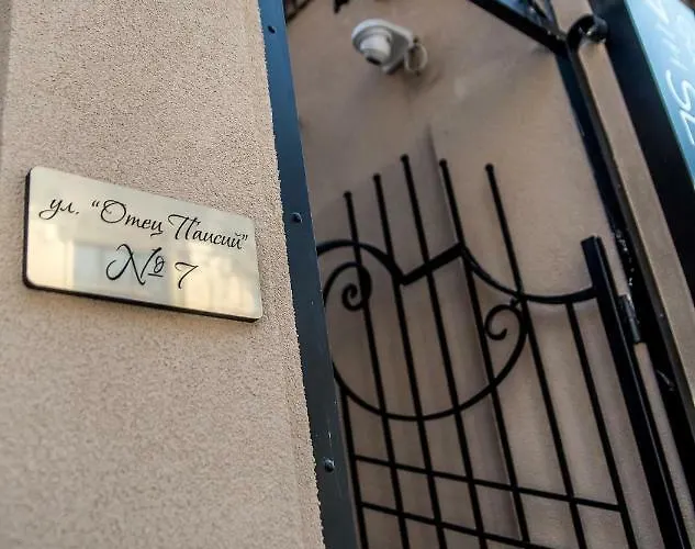 招待所 Boutique 7th Sense 4*